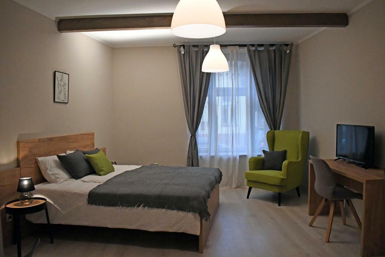 Vatus Apartmanhaz วาค ภายนอก รูปภาพ